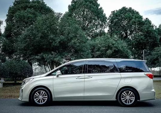 上海旅游包車(chē)